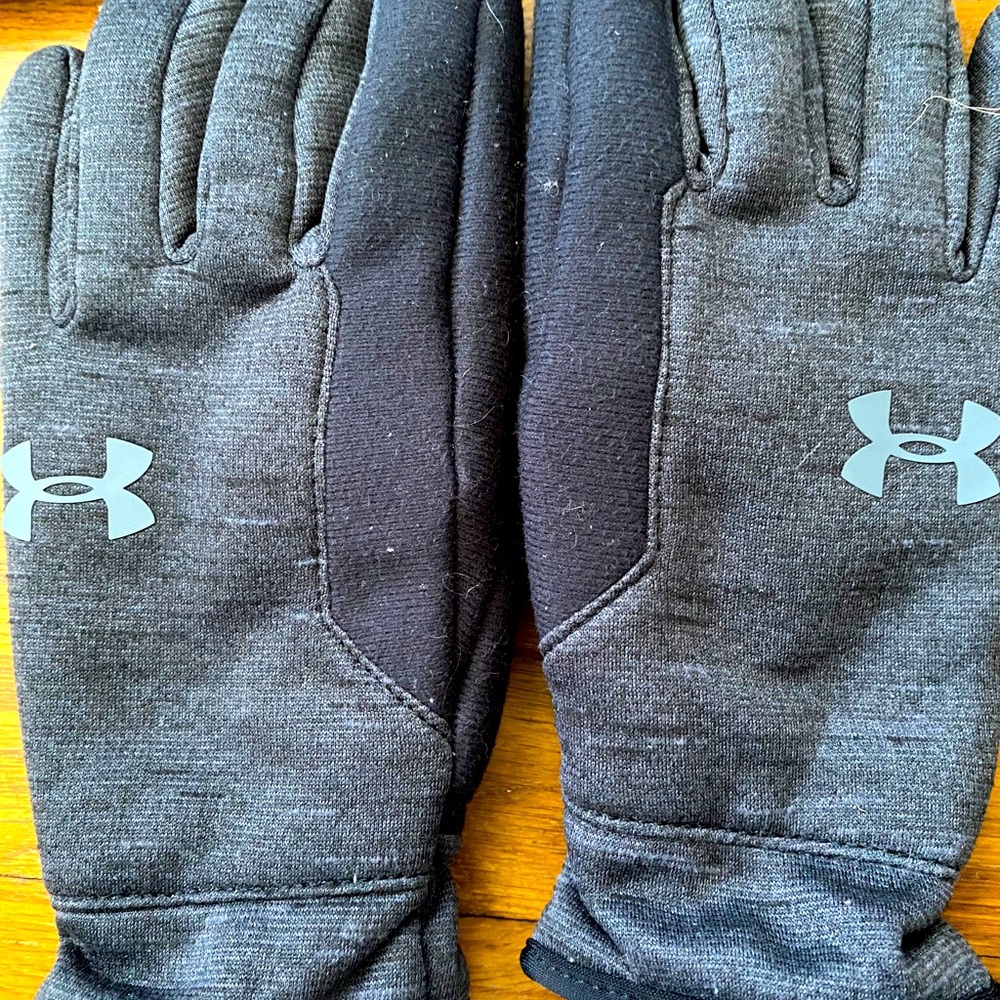Gloves